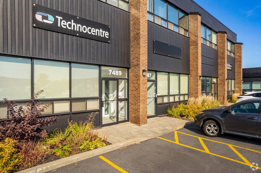 7451-7499 Rte Transcanadienne, Montréal, QC for lease - Building Photo - Image 3 of 8