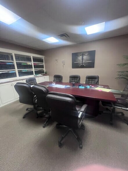 270 Lake St, Penn Yan, NY à vendre - Photo du bâtiment - Image 3 de 22