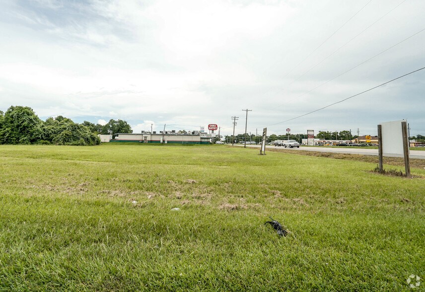 2150 S Bypass 35, Alvin, TX à vendre - Photo principale - Image 1 de 1