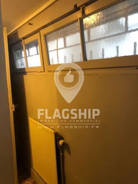 Commerce de détail dans Paris à vendre - Photo intérieure - Image 3 de 4