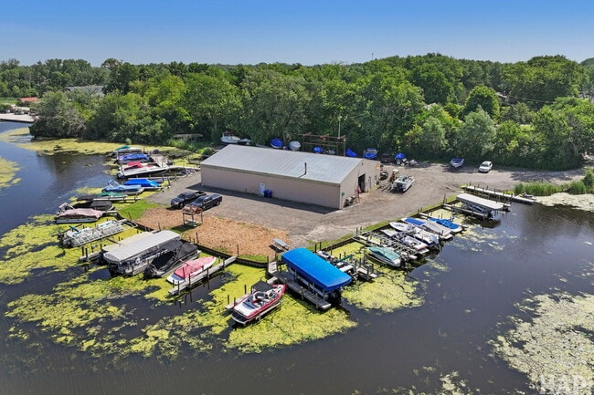 More details for 39922 N Lakeview Rd, Antioch, IL - Specialty for Sale