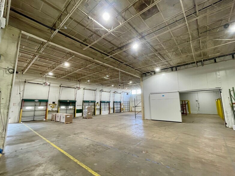 211 Industrial Ave, Greensboro, NC à louer - Photo intérieure - Image 3 de 5