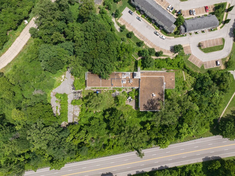 2650 Tyrell Dr, Saint Louis, MO à vendre - Photo du bâtiment - Image 1 de 19