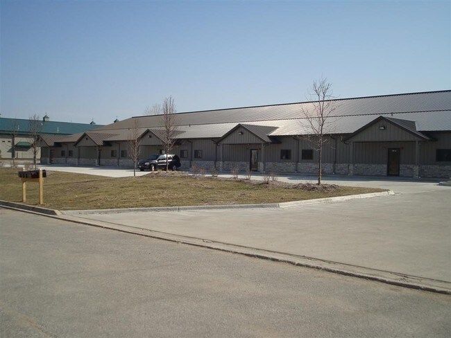 More details for 747 Herra St, Elburn, IL - Industrial for Lease