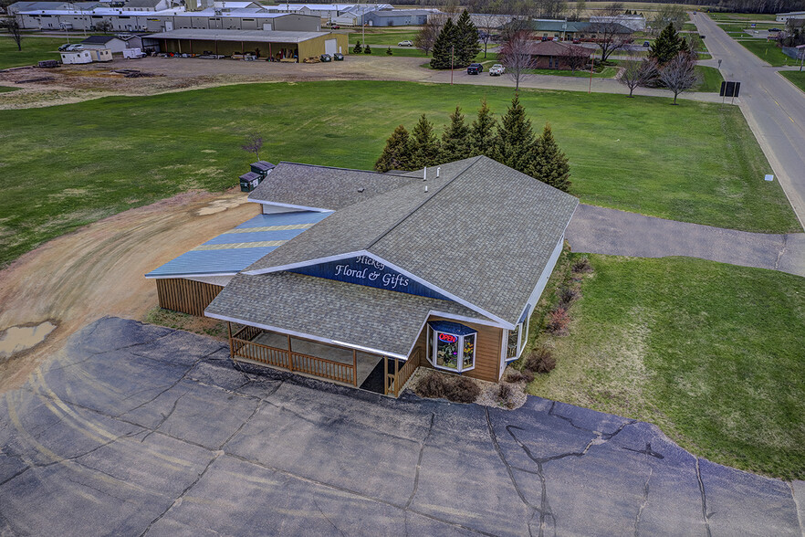 701 Century Ave, Antigo, WI for sale - Primary Photo - Image 1 of 1