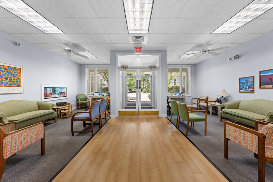 796 Doctors Ct, Roxboro, NC for sale - Building Photo - Image 3 of 4