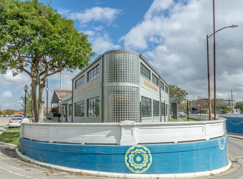 121 St Emanuel St, Houston, TX à vendre - Photo du bâtiment - Image 3 de 55