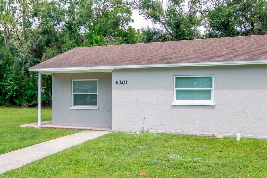 6201-6203 12th Street Ct E, Bradenton, FL à vendre - Photo principale - Image 1 de 50