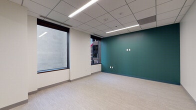 575 Market St, San Francisco, CA for lease Interior Photo- Image 2 of 5