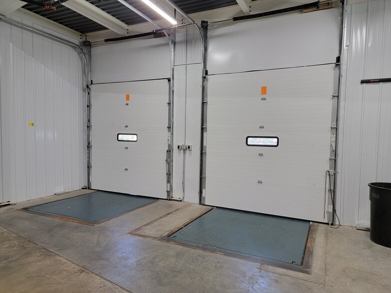 808 W Cherokee St, Sioux Falls, SD for lease - Interior Photo - Image 2 of 8