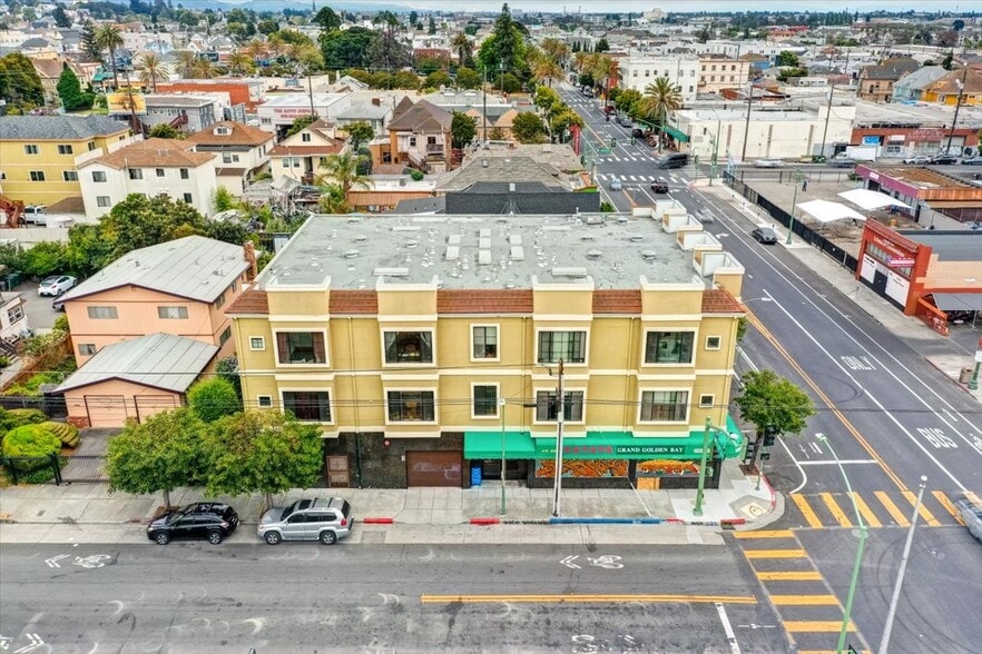 400 E 12th St, Oakland, CA for sale - Building Photo - Image 3 of 18