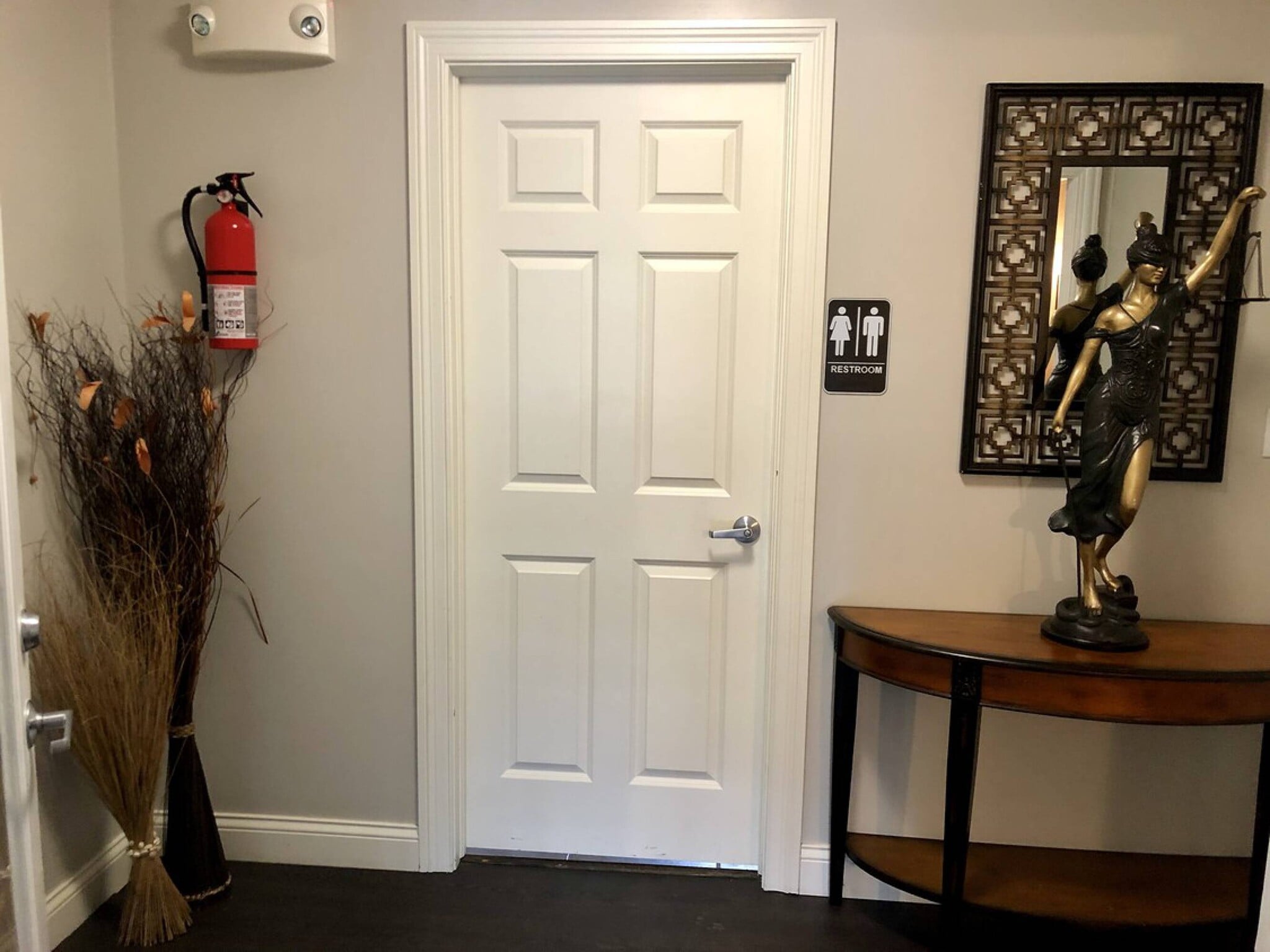 103 E Ogden Ave, Clarendon Hills, IL for sale Building Photo- Image 1 of 55