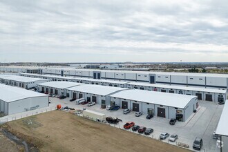 13055 Harmon Rd, Fort Worth, TX - Aérien Vue de la carte - Image1