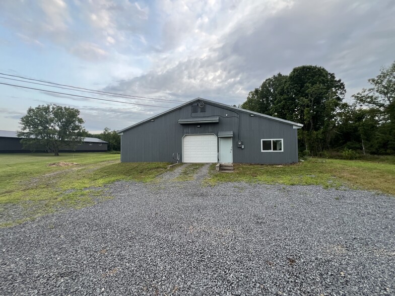 27 Robinson Rd, Clinton, NY for lease - Building Photo - Image 2 of 13