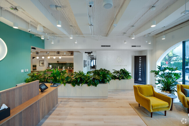 More details for 3390 Mary St, Coconut Grove, FL - Coworking for Lease