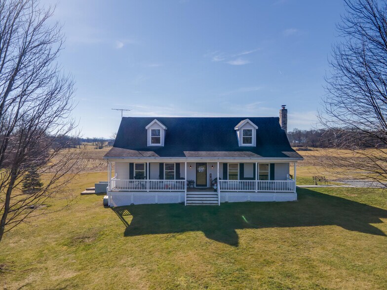 353 Thistle Ln, Clear Brook, VA à vendre - Photo du bâtiment - Image 3 de 81