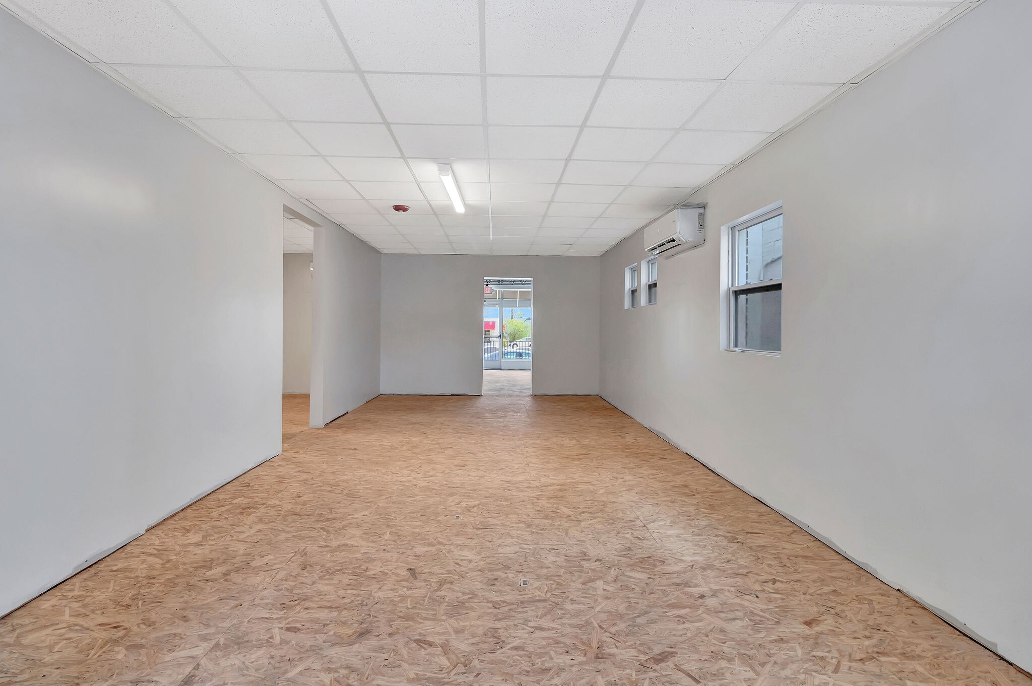 2533-2537 Far Hills Ave, Oakwood, OH for lease Building Photo- Image 1 of 5