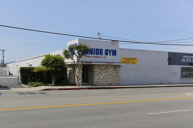 More details for 14720-14726 Oxnard St, Van Nuys, CA - Industrial for Lease