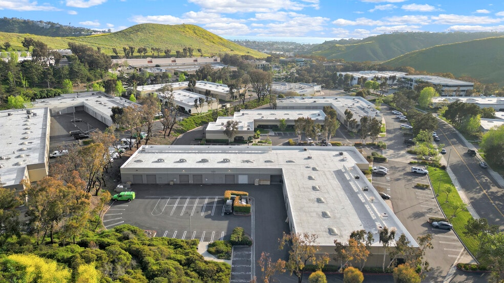 931 Calle Negocio, San Clemente, CA for lease - Primary Photo - Image 3 of 12