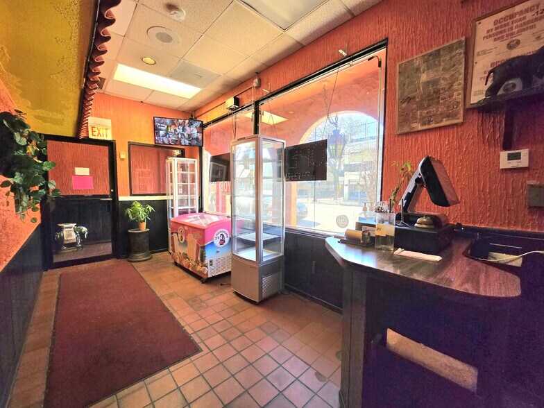 3139 N Central Ave, Chicago, IL à louer - Photo intérieure - Image 3 de 22