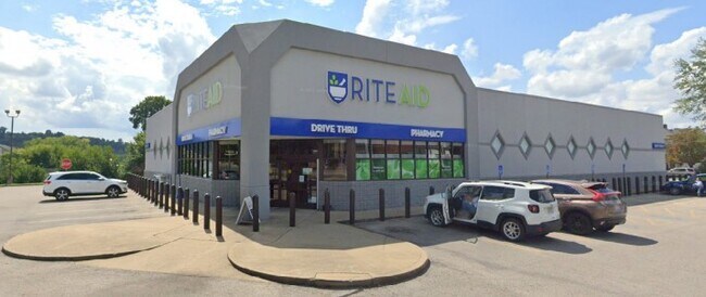 Plus de détails pour 201 Washington Blvd, Belpre, OH - Commerce de détail à vendre