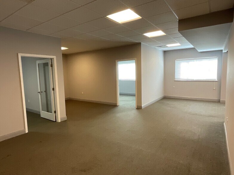 930 Thomasville Rd, Tallahassee, FL for lease - Building Photo - Image 3 of 15