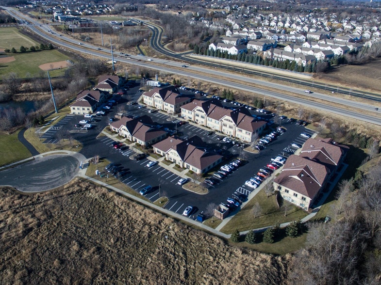 7935 Stone Creek Dr, Chanhassen, MN à vendre - Autre - Image 2 de 4