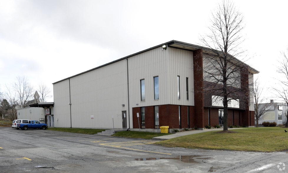 24 Edgewater St, Ottawa, ON for sale - Building Photo - Image 2 of 2
