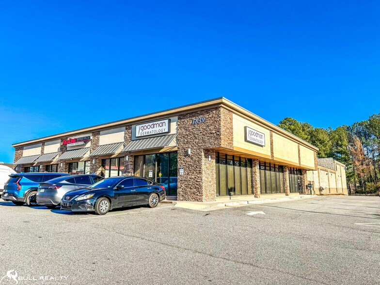 1839 Buford Hwy, Buford, GA à louer - Photo du bâtiment - Image 2 de 10