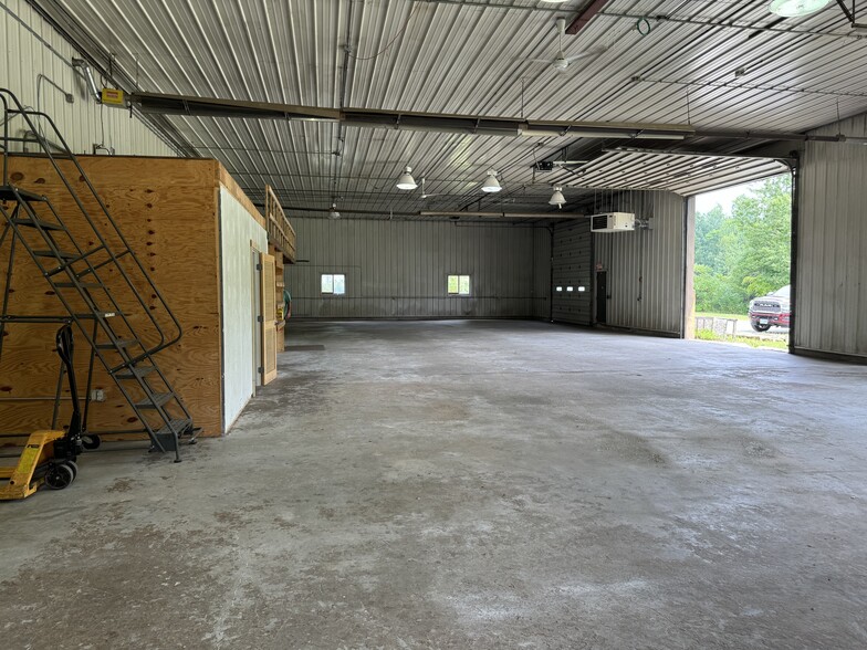 867 Route 12, Westmoreland, NH for lease - Building Photo - Image 3 of 8