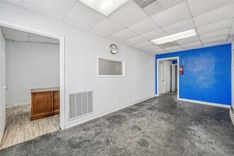 1497 W Highway 67, Glen Rose, TX for sale Interior Photo- Image 2 of 16