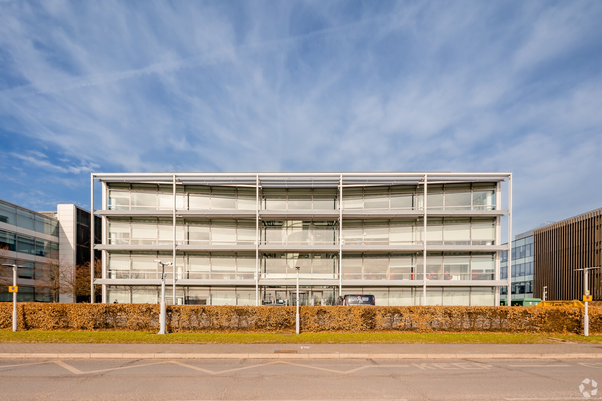 Newall Rd, Hounslow for lease Primary Photo- Image 1 of 7