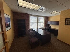 4-8 Court St, Plymouth, MA for lease Interior Photo- Image 1 of 1