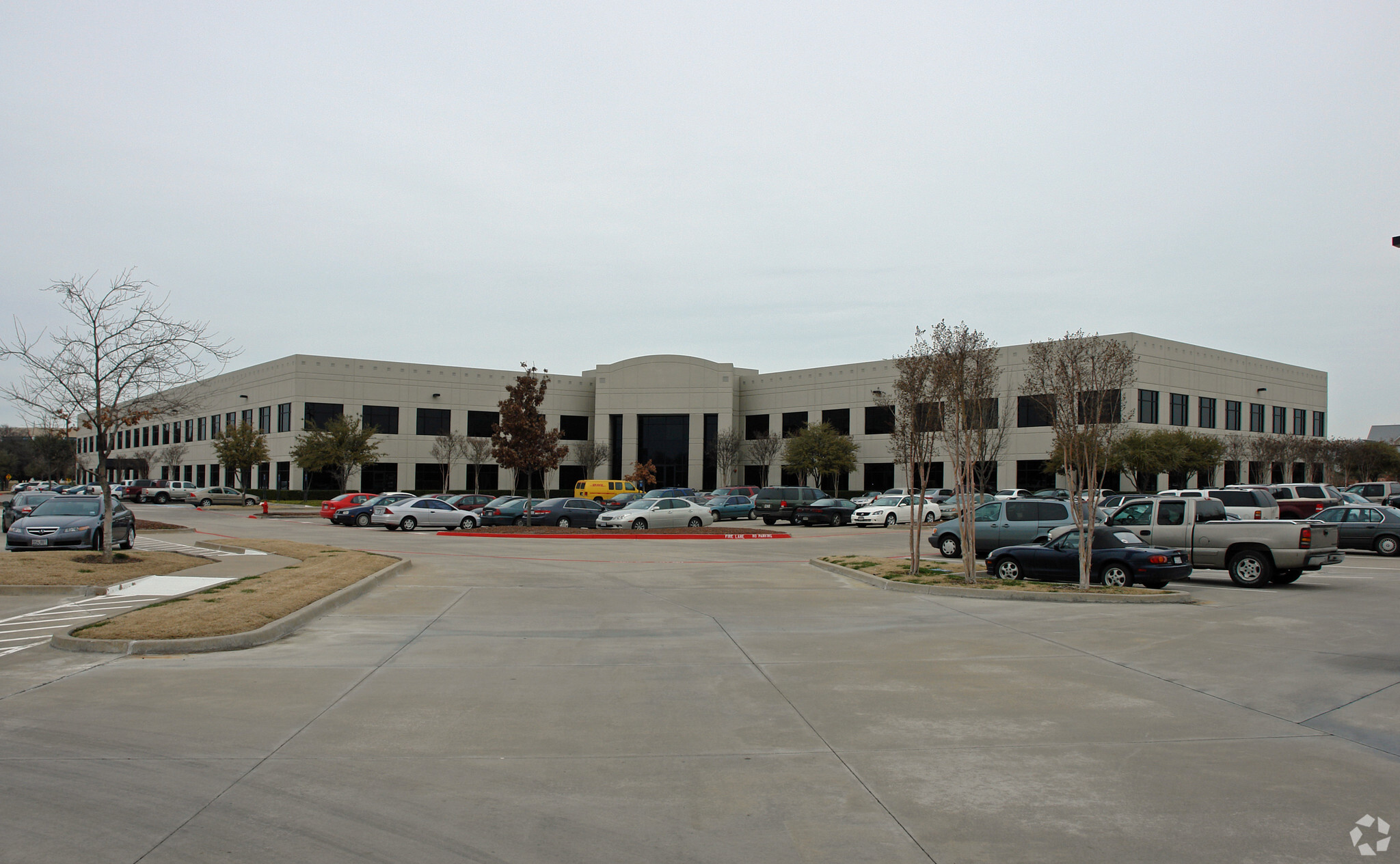 8700 Freeport Pkwy, Irving, TX for lease Building Photo- Image 1 of 4