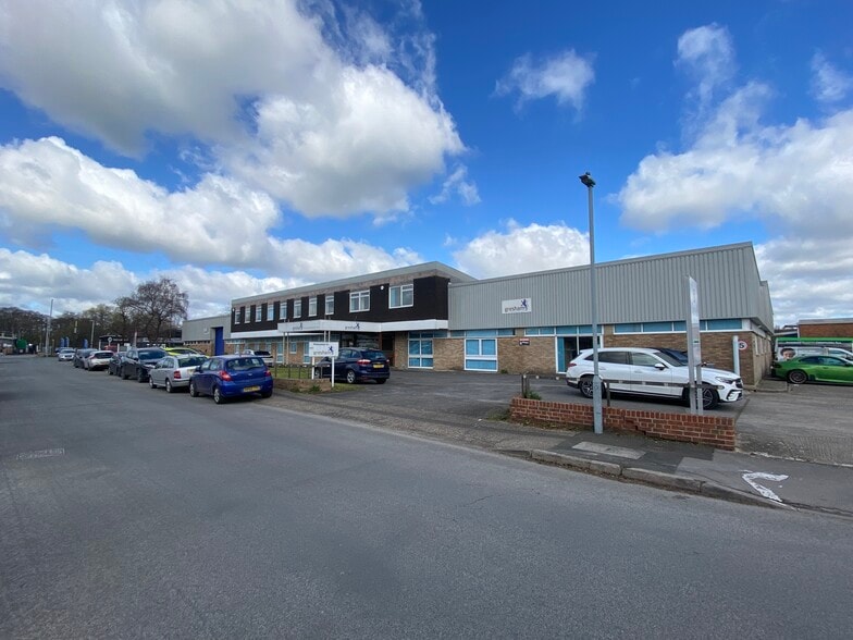 Telford Rd, Salisbury for lease - Building Photo - Image 2 of 3