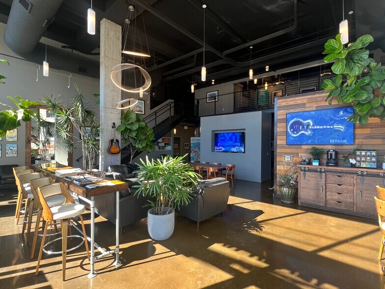 1000 Division St, Nashville, TN à louer - Photo du bâtiment - Image 3 de 20