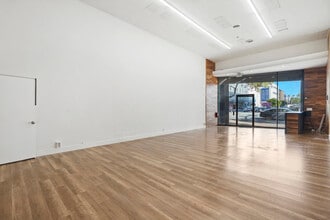 3006 Wilshire Blvd, Los Angeles, CA for lease Building Photo- Image 2 of 19