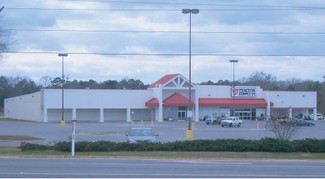 Plus de détails pour 1610 Main St, Chipley, FL - Vente au détail à louer