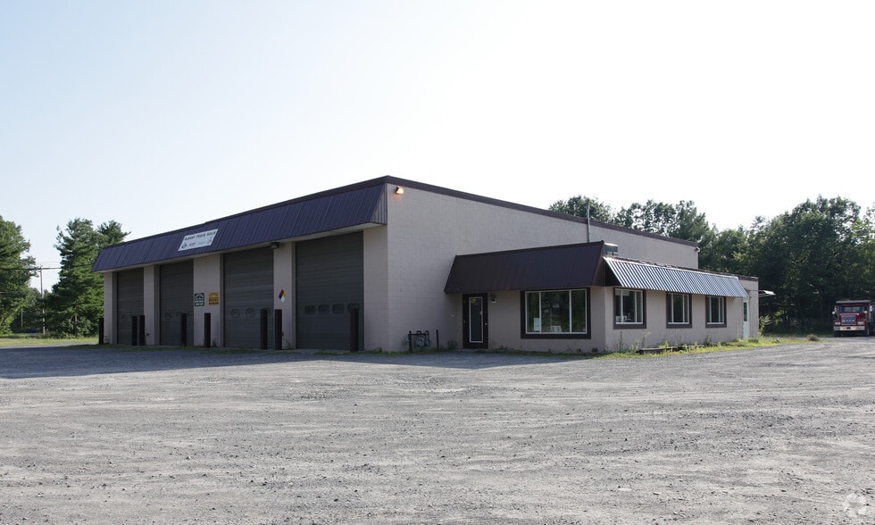 130 Big Boom Rd, Queensbury, NY for lease - Building Photo - Image 2 of 13
