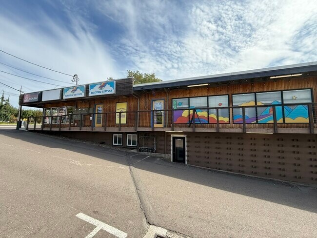 More details for 11642 SW Pacific Hwy, Tigard, OR - Retail for Sale