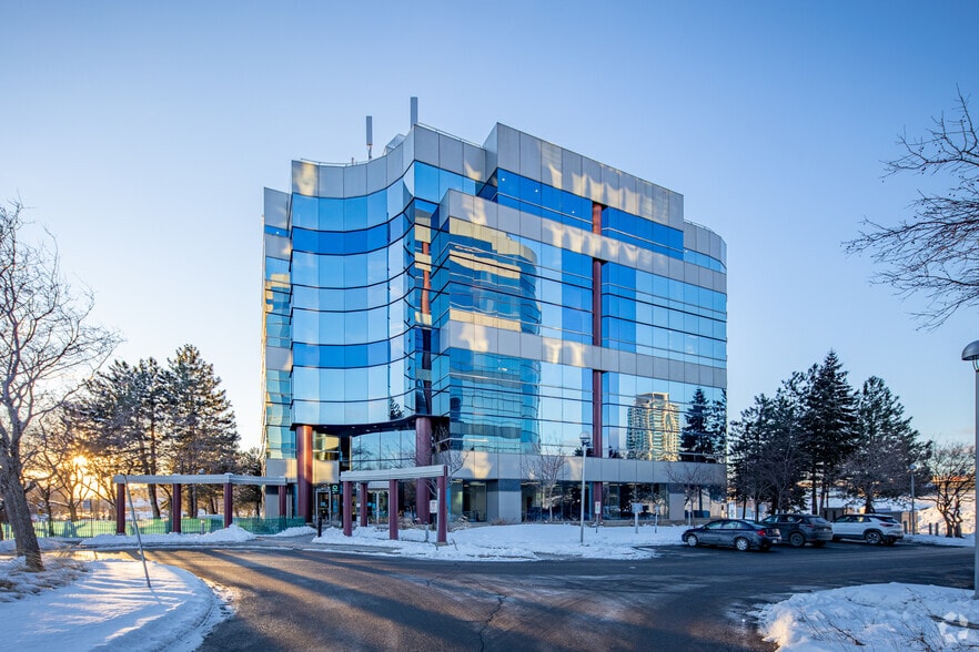 14 Pl Du commerce, Verdun, QC à louer - Photo du bâtiment - Image 3 de 10