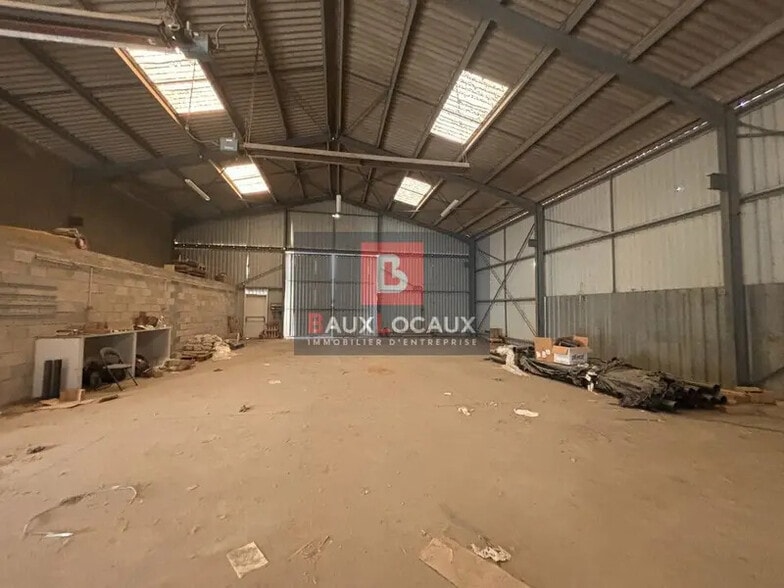 Industrial in Châteaurenard for sale - Interior Photo - Image 3 of 9