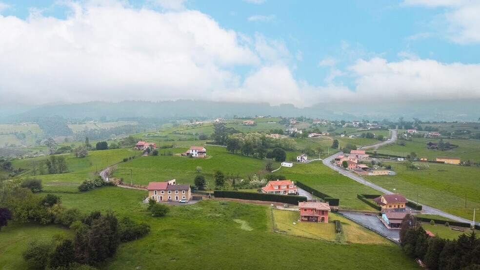 Biedes, Las Regueras, Asturias à vendre - Aérien - Image 2 de 27