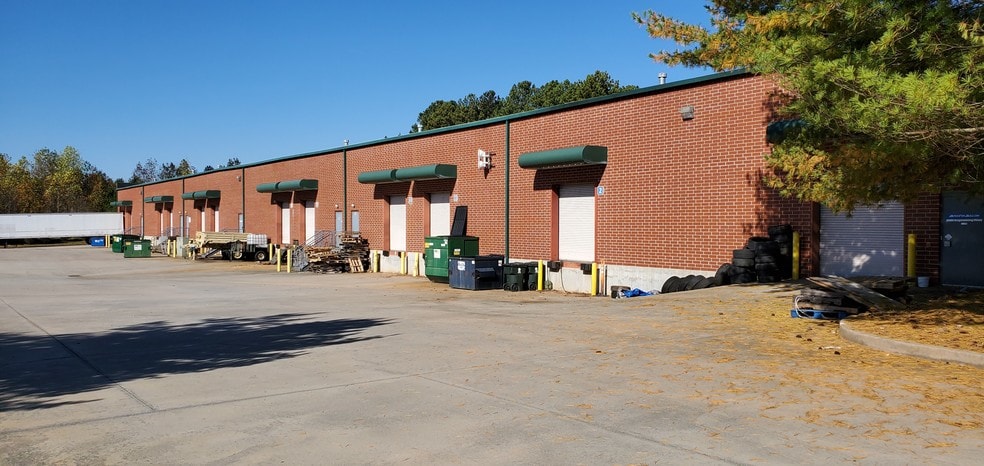 3100-3150 Engineering Pky, Alpharetta, GA for lease - Building Photo - Image 2 of 2