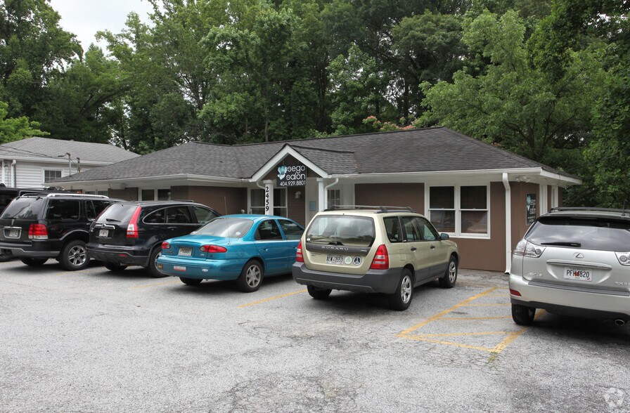 2459 N Decatur Rd, Decatur, GA à vendre - Photo du bâtiment - Image 3 de 48