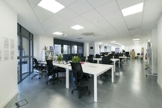 227 City Rd, London for lease Interior Photo- Image 2 of 5