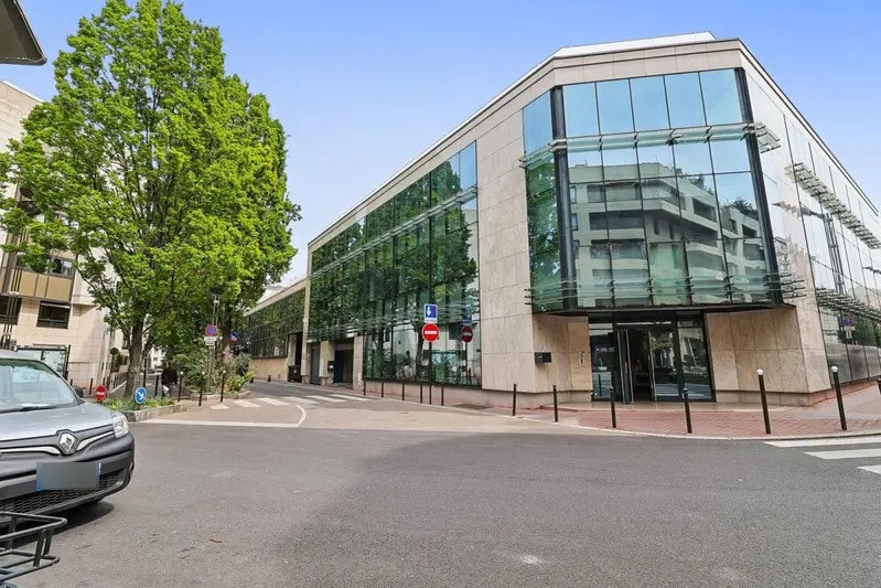 14-16 Rue Clément Bayard, Levallois-Perret à louer Photo du bâtiment- Image 1 de 9