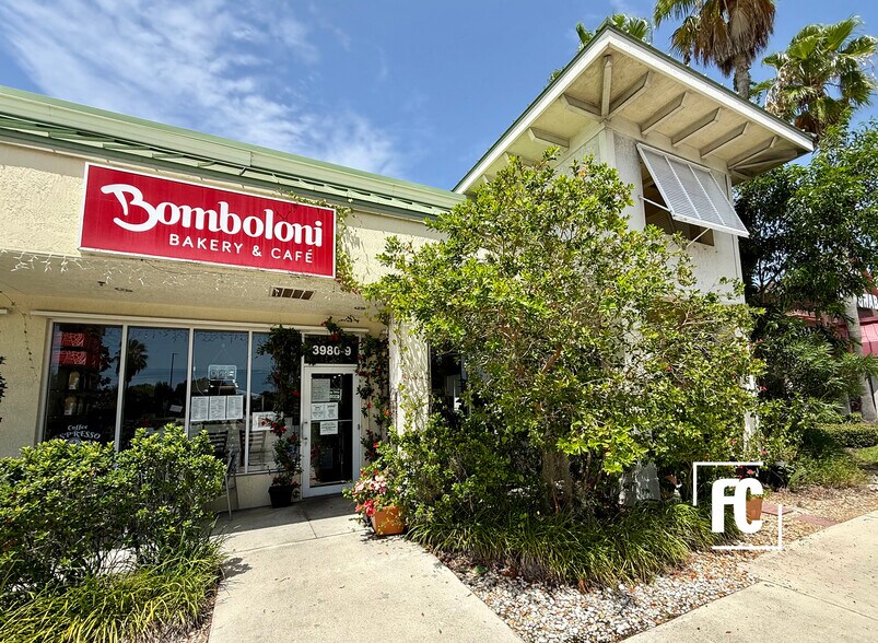 3980 NW Federal Hwy, Jensen Beach, FL à louer - Photo du bâtiment - Image 1 de 5