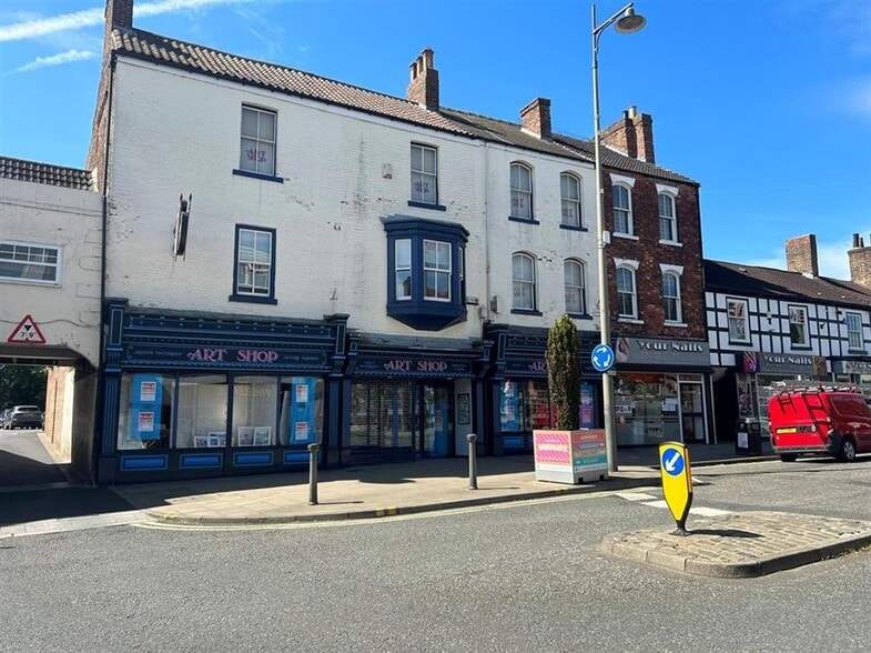11-12A Bondgate, Darlington for sale - Building Photo - Image 2 of 8