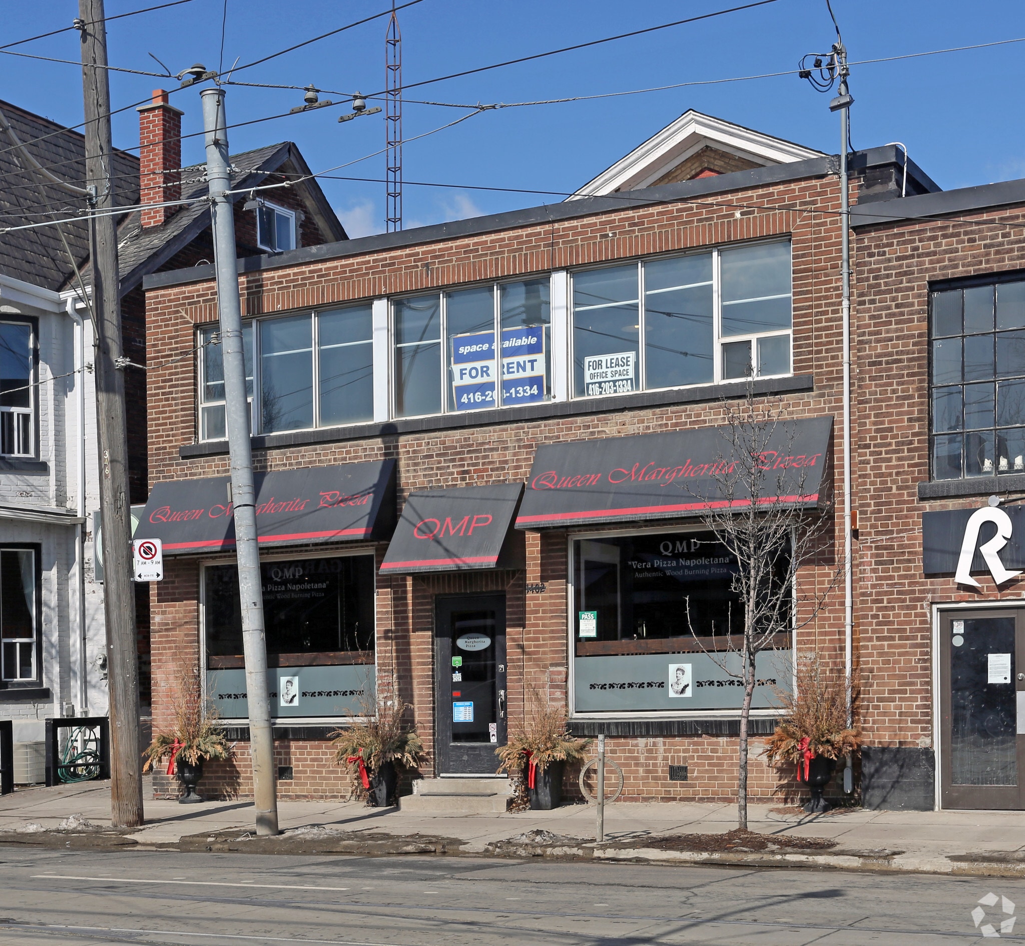 1402 Queen St E, Toronto, ON for lease Primary Photo- Image 1 of 3